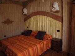 Apartamentos Turísticos La Noguera