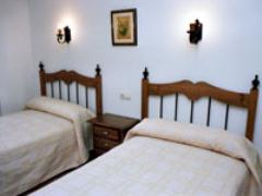 Casa Rural El Roble. Casas Maribel