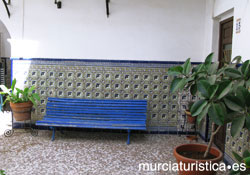 APARTAMENTOS TURÍSTICOS INTENDENTE