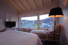 LAS DOÑAS DEL PORTAZGO