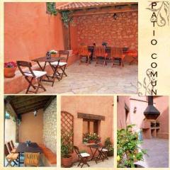 Apartamentos Turísticos La Carbonera