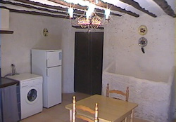 CASAS HONDA DE ABAJO Y HONDA DE ARRIBA. CASA HONDA DE ARRIBA