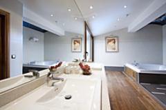 Villa de San Adrián