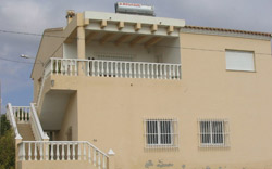 ALOJAMIENTO VACACIONAL CASA COVATICAS