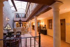 RESIDENCIA REAL CASTILLO DE CURIEL ...