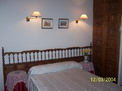 Hostal Montañes