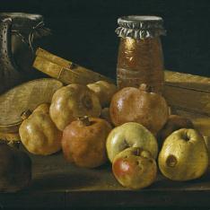 Bodegón: granadas, manzanas, tarros y cajas de dulce