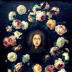 Busto de la Virgen entre coronas de rosas