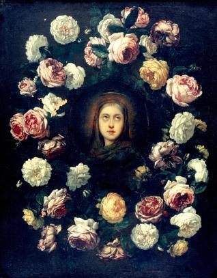 Busto de la Virgen entre coronas de rosas