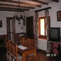 CASAS NOGUERICAS. CASA 1