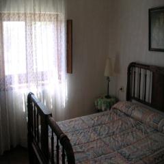 CASAS NOGUERICAS. CASA 1