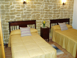 CASAS SIERRA MOJANTES. PLANTA BAJA