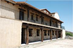 Apartamentos Turísticos Leonor de Aquitania