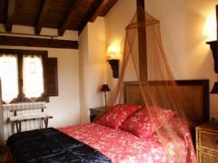 APARTAMENTOS CASAS DE VELILLA