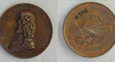 Medalla conmemorativa del II Centenario del nacimiento del marqués de Santa Cruz de Marcenado