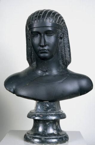 Busto de un faraón