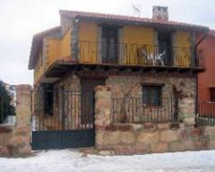 Apartamentos Turísticos Los Tejos