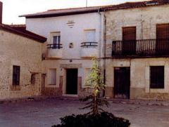 CASA DE LOS ABUELOS, 2
