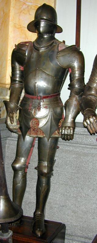 Armadura según modelos del siglo XVI
