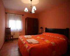 Apartamentos Turísticos La Fuente