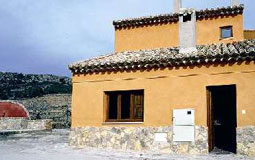 CASAS INAZARES. CASA LA FUENTE