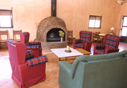 APARTAMENTOS TURÍSTICOS CORTIJADA EL FRAILE