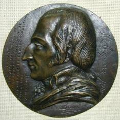 Medallón con el retrato de Maximilien de Robespierre