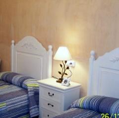 HACIENDA LOS GRANADICOS. CASA ANTON DE RAPIA