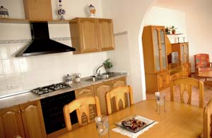 CORTIJO DE LOS OJOS DEL PRADO 1. CASA LA PRADERA