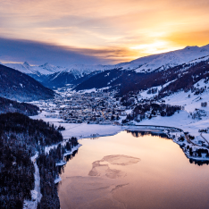 Davos 2022: la cooperación mundial en la era del capitalismo de los Stakeholders Davos 2022: la cooperación mundial en la era del capitalismo de los Stakeholders