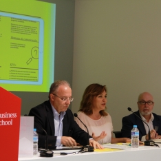 Comunicar, pero también rendir cuentas Comunicar, pero también rendir cuentas