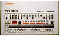 Roland TR-909