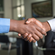 Reforzar la confianza y el diálogo con los stakeholders: nueva tendencia de 2022 Reforzar la confianza y el diálogo con los stakeholders: nueva tendencia de 2022