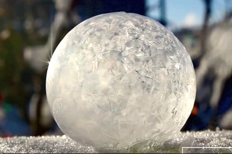 Make a Big Dry Ice Bubble-Experiments for kids (Burbuja de Hielo-Experimento para niños)