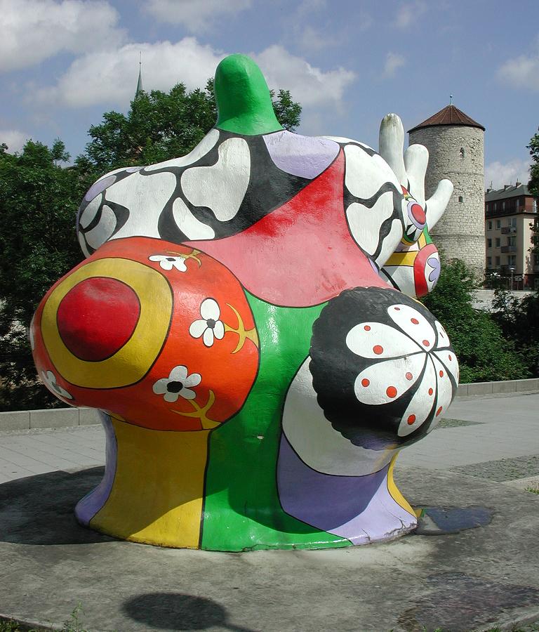 Niki de Saint  Phalle vida y obra de la transgresora 