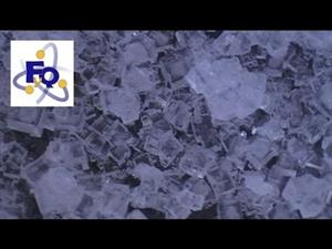 Experimentos de Química (cristalización): Cubitos de sal