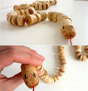 Serpiente con tapones de corcho (Manualidades infantiles)