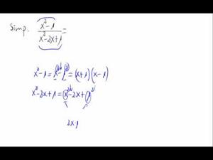 Simplificación de cociente de polinomios