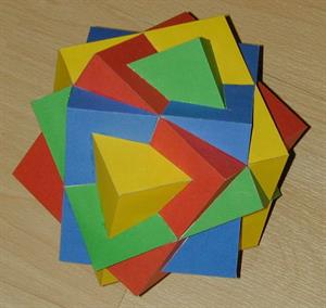 Modelos de papel de poliedros