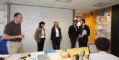 La alcaldesa de Logroño visita la empresa Gnoss en el Día de Internet