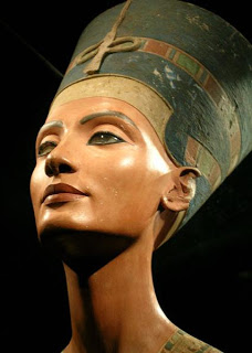 Nefertiti al descubierto