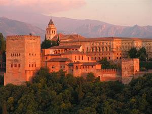 Visita virtual a la Alhambra (saudiaramcoworld.com)