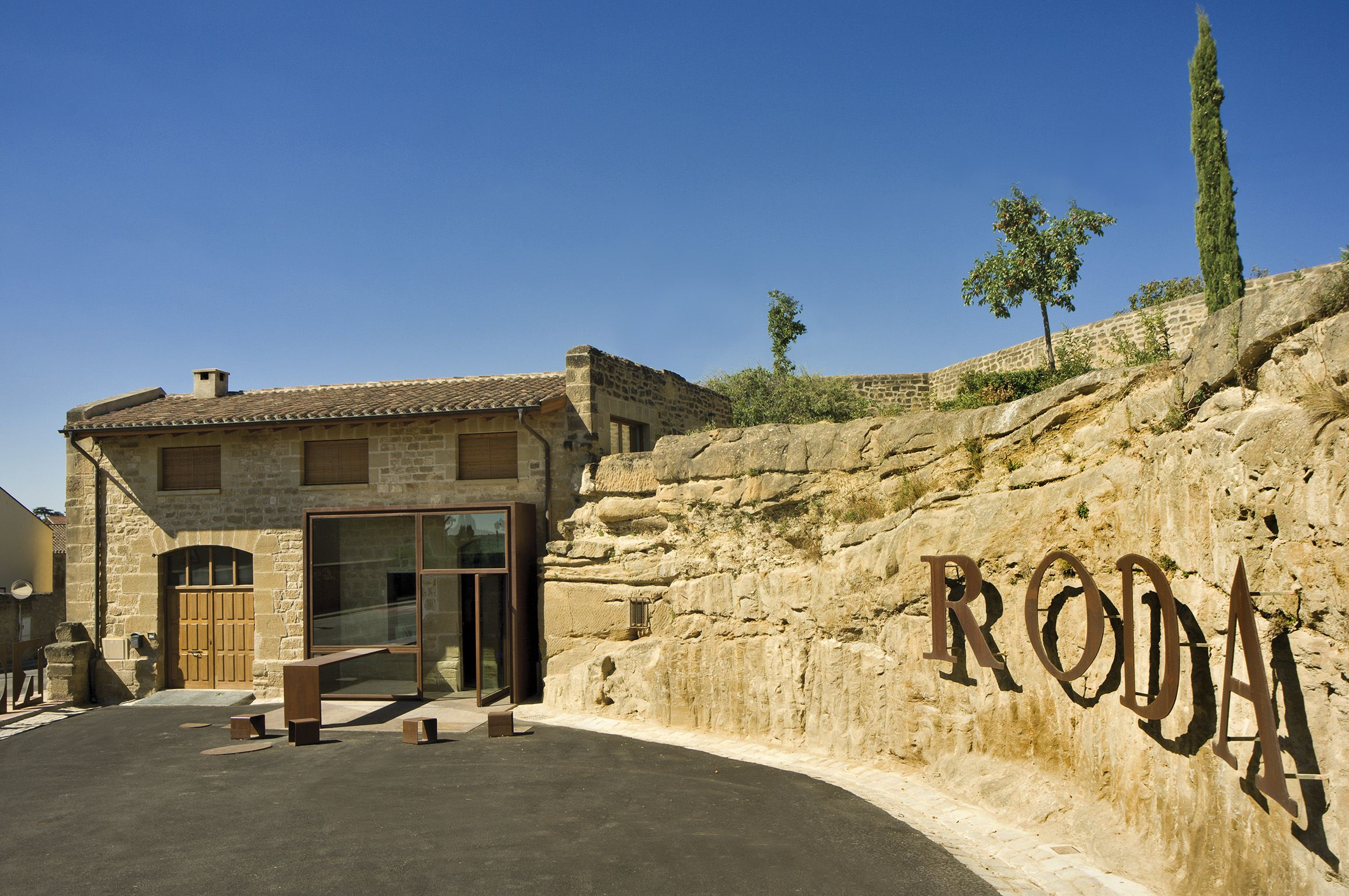 Bodegas Roda Bodegas Roda - Bodegas - La Rioja Turismo