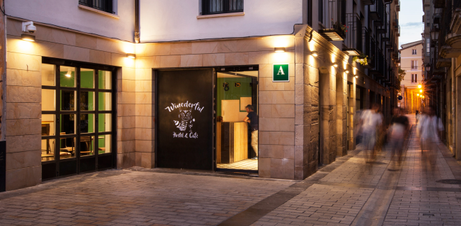 Winederful Hostel y Café