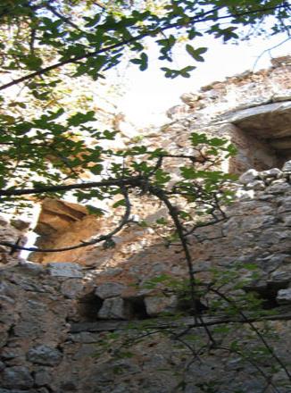 Castillo roquero de Nieva de Cameros