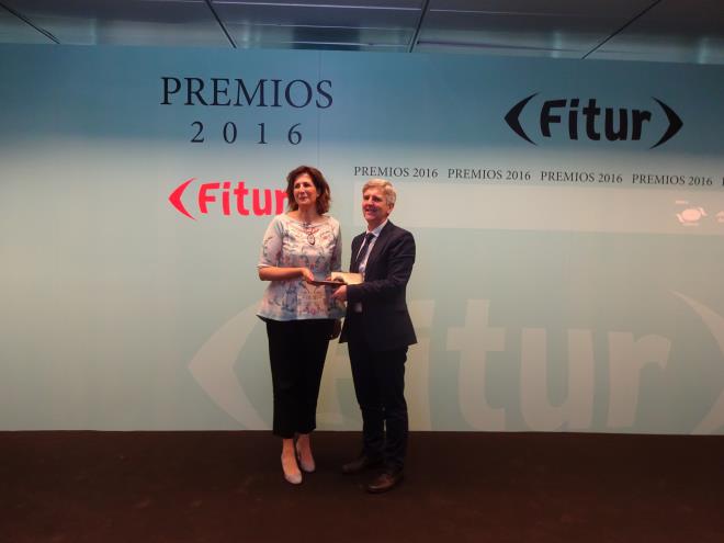 Rodríguez Osés ha recogido esta mañana el premio como mejor estand que se concedió a La Rioja durante la pasada edición de FITUR 2016