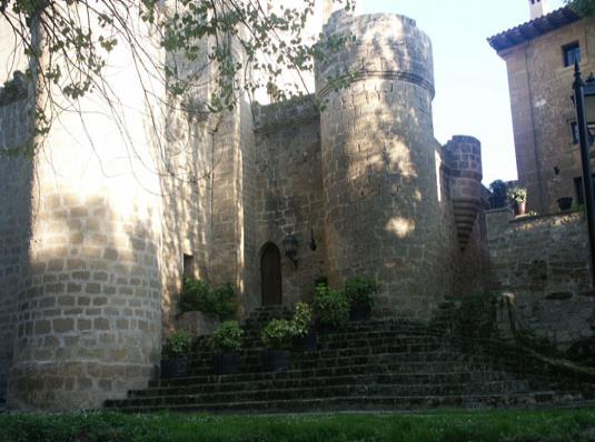 Palacio fortificado de Sajazarra