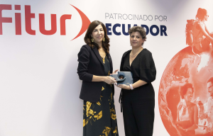 El Gobierno de La Rioja recoge el premio al Mejor estand de Fitur 2023 en la categoría de Comunidades Autónomas e Instituciones