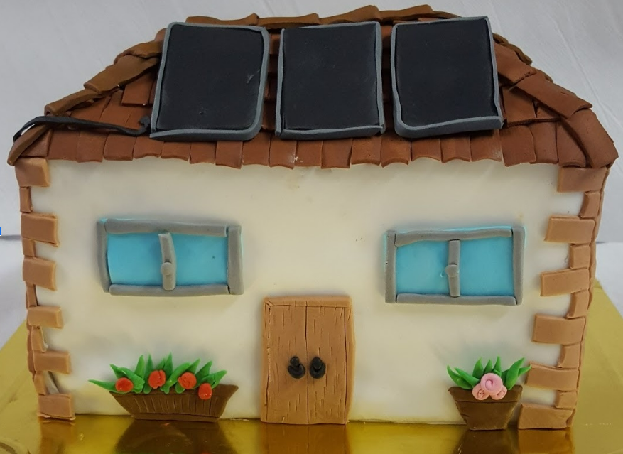 Trata vivienda instalación solar Imagen de modelada de vivienda con captadores solares